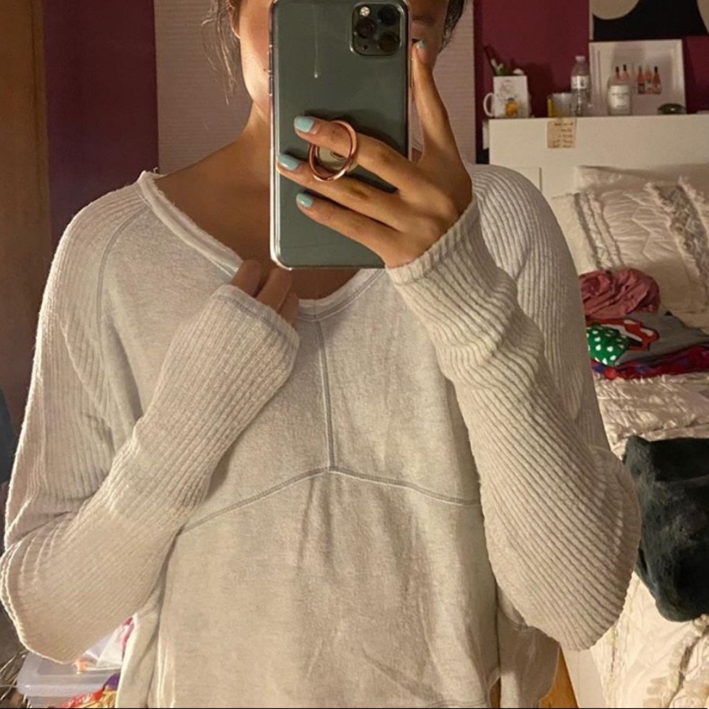 UO Comfy Long Sleeve Crop Top